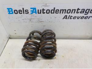 Used Lowering kit Volkswagen Transporter T5 2.5 TDi Price on request offered by Boels Autodemontage