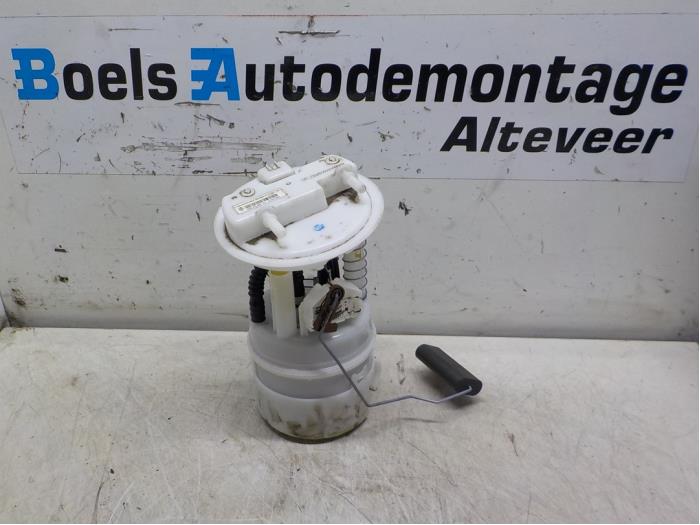Usagé Pompe d'injection Renault Clio IV (5R) 0.9 Energy TCE 90 12V Prix € 35,00 Règlement à la marge proposé par Boels Autodemontage