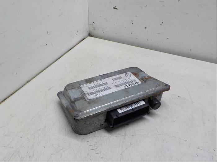Used Automatic gearbox computer Renault Espace (JK) 3.5 V6 24V Grand Espace Price € 50,00 Margin scheme offered by Boels Autodemontage