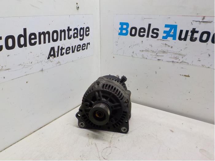 Used Dynamo Volkswagen Polo III (6N1) 1.4i 60 Price € 25,00 Margin scheme offered by Boels Autodemontage
