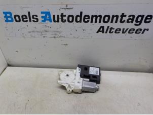 Used Door window motor Volvo V50 (MW) 2.0 D 16V Price on request offered by Boels Autodemontage
