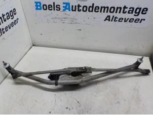 Used Wiper motor + mechanism Volkswagen Transporter T4 2.5 TDI Price on request offered by Boels Autodemontage