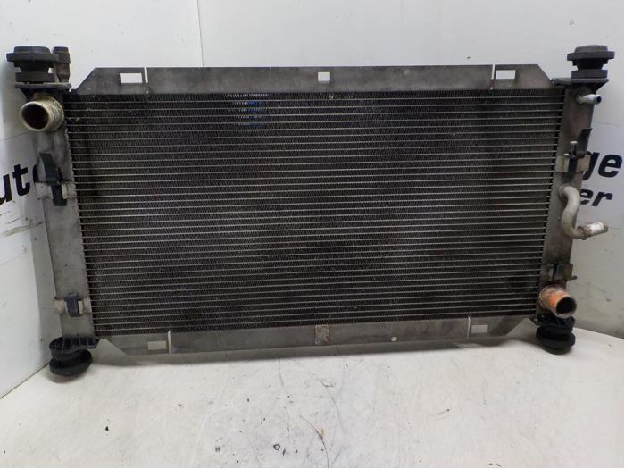 Usagé Radiateur Ford Focus 1 Wagon 1.6 16V Prix € 35,00 Règlement à la marge proposé par Boels Autodemontage