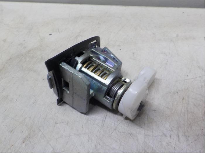Ignition lock + key Kia Picanto 1.0 12V 3911104055