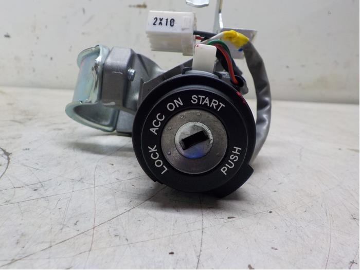 Ignition lock + key Kia Picanto 1.0 12V 3911104055