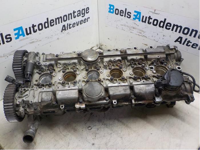 Cylinder head from a Volvo S80 (TR/TS) 2.8 T6 24V 2001