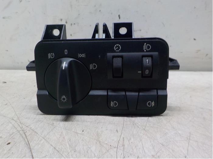 Light switch from a BMW 3 serie (E46/4) 320d 16V 2004