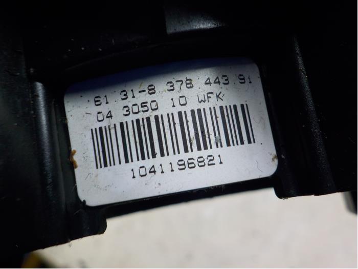 Interruptor combinado columna de dirección de un BMW 3 serie (E46/4) 320d 16V 2004