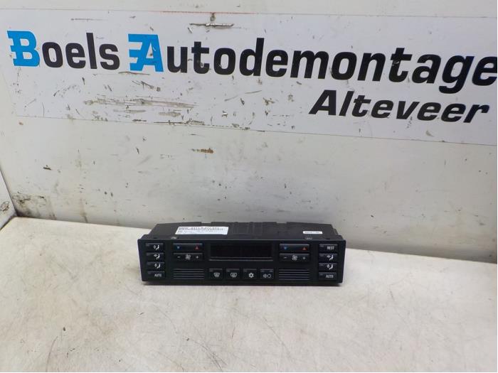Używane Panel climatronic BMW 7 serie (E38) 728iA,iA Executive 24V Cena € 75,00 Procedura marży oferowane przez Boels Autodemontage