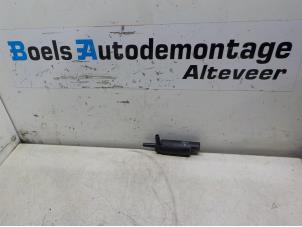 Usados Bomba de limpiaparabrisas delante BMW 7 serie (E38) 728iA,iA Executive 24V Precio € 20,00 Norma de margen ofrecido por Boels Autodemontage