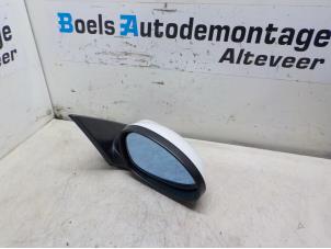 Used Wing mirror, right BMW 1 serie (E81) 116i 1.6 16V Price € 40,00 Margin scheme offered by Boels Autodemontage