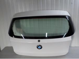 Usagé Hayon arrière BMW 1 serie (E81) 116i 1.6 16V Prix € 200,00 Règlement à la marge proposé par Boels Autodemontage