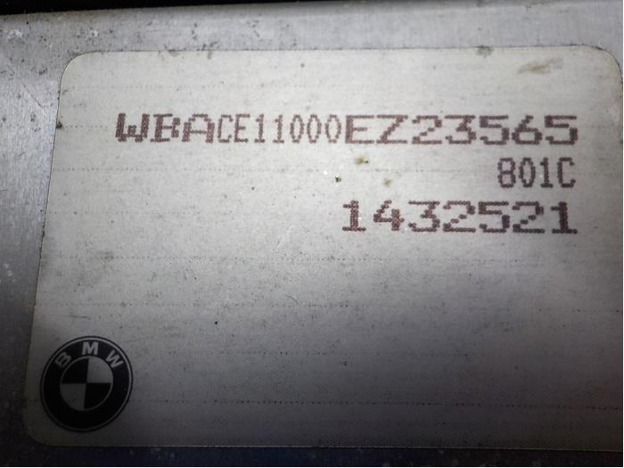 Steuergerät Motormanagement van een BMW 3 serie (E36/4) 316i