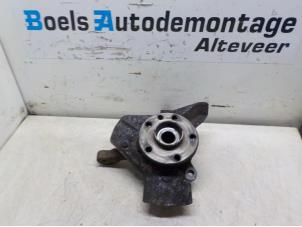 Used Front wheel hub Peugeot Expert (222/224) 2.0 HDi 90 Price € 35,00 Margin scheme offered by Boels Autodemontage