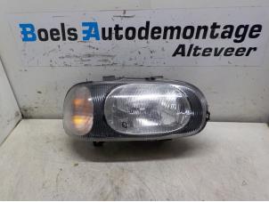 Used Headlight, right Suzuki Alto (SH410) 1.0 16V Price on request offered by Boels Autodemontage