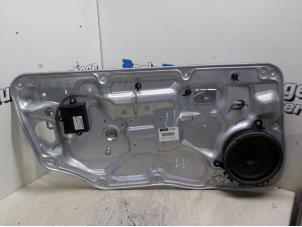 Used Window mechanism 4-door, front left Volvo V70 (BW) 2.4 D 20V Price on request offered by Boels Autodemontage