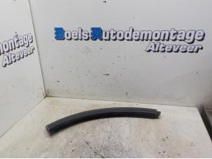 Używane Rozszerzenie chlapacza BMW Mini One/Cooper (R50) 1.6 16V Cooper Cena € 20,00 Procedura marży oferowane przez Boels Autodemontage