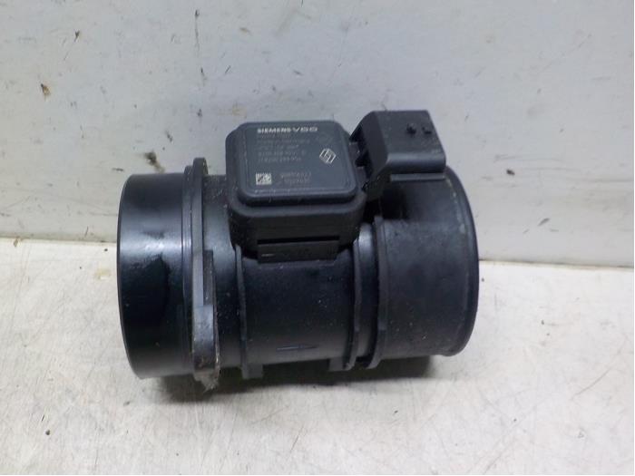 Air mass meter from a Renault Clio III (BR/CR) 1.5 dCi 70 2006