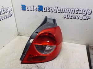 Used Taillight, right Renault Clio III (BR/CR) 1.5 dCi 70 Price € 40,00 Margin scheme offered by Boels Autodemontage