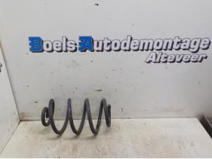 Used Rear coil spring Renault Clio III (BR/CR) 1.5 dCi 70 Price € 25,00 Margin scheme offered by Boels Autodemontage