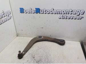 Used Front wishbone, left Mercedes 206 Price € 20,00 Margin scheme offered by Boels Autodemontage