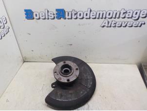 Used Front wheel hub Audi 80 (B4) 2.0 E Price € 50,00 Margin scheme offered by Boels Autodemontage