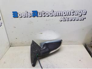 Used Wing mirror, right Volkswagen Passat (3C2) 1.9 TDI Price on request offered by Boels Autodemontage