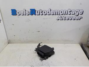 Usagé Module verrouillage central des portes Volkswagen Passat (3C2) 1.9 TDI Prix sur demande proposé par Boels Autodemontage