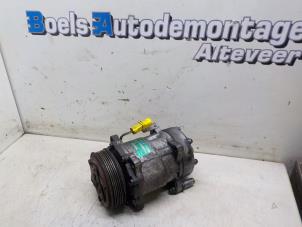Usados Bomba de aire acondicionado Citroen C8 (EA/EB) 2.0 HDi 16V Precio € 40,00 Norma de margen ofrecido por Boels Autodemontage