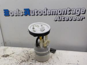 Usados Bomba eléctrica de combustible Mini Mini (R56) 1.4 16V One Precio € 35,00 Norma de margen ofrecido por Boels Autodemontage