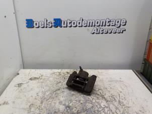 Used Rear brake calliper, left Toyota Yaris (P1) 1.3 16V VVT-i Price on request offered by Boels Autodemontage