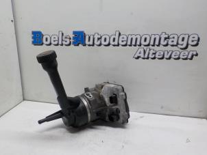 Used Power steering pump Peugeot 308 (4A/C) 1.6 VTI 16V Price € 65,00 Margin scheme offered by Boels Autodemontage