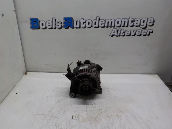 Gebrauchte Dynamo Toyota RAV4 (A2) 2.0 16V VVT-i 4x4 Preis € 50,00 Margenregelung angeboten von Boels Autodemontage