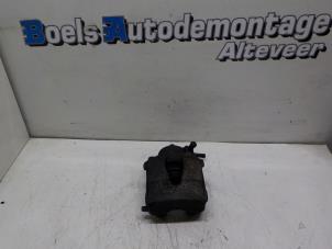 Used Front brake calliper, left Seat Leon (1P1) 1.6 Price on request offered by Boels Autodemontage