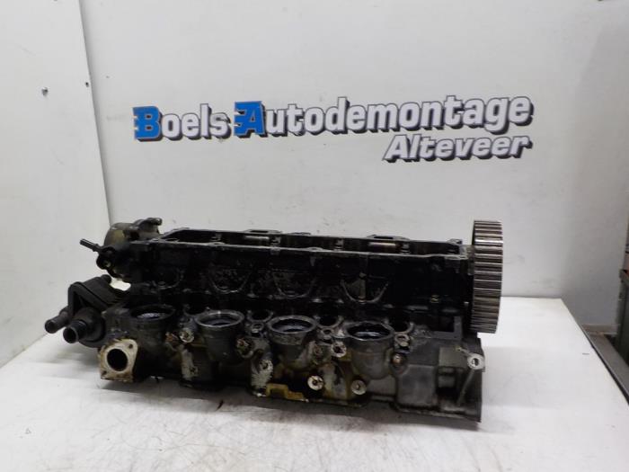 Begagnade Topplock Mazda 2 (NB/NC/ND/NE) 1.4 CiTD Pris € 150,00 Marginaltabell erbjuds av Boels Autodemontage