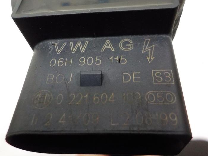 Ignition coil Volkswagen Golf VI 2.0 GTI 16V - 06H905115 CCZ