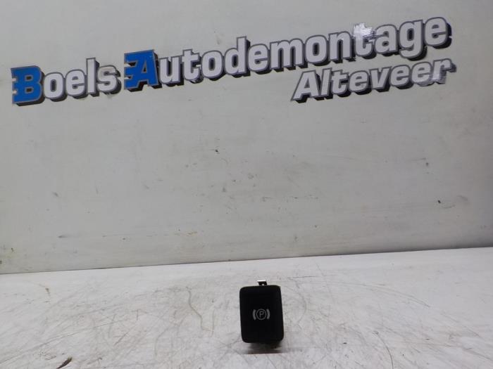 Gebrauchte Handbremse Schalter Volkswagen Passat Variant (3C5) 1.9 TDI Preis € 20,00 Margenregelung angeboten von Boels Autodemontage