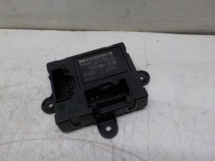 Central door locking module Ford Fiesta VII 1.0 EcoBoost 12V 100 ...