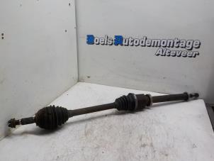 Used Front drive shaft, right Renault Megane II Grandtour (KM) 1.6 16V Price on request offered by Boels Autodemontage