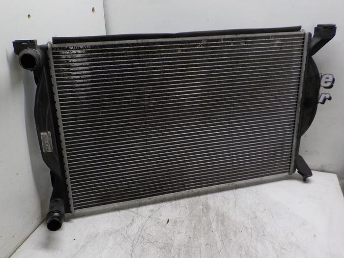 Używane Chlodnica Seat Exeo ST (3R5) 1.8 TSI 16V Cena € 50,00 Procedura marży oferowane przez Boels Autodemontage