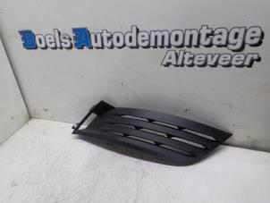 Used Front bumper, right-side component Renault Megane IV Estate (RFBK) 1.2 Energy TCE 100 Price on request offered by Boels Autodemontage