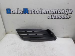 Used Front bumper, left-side component Renault Megane IV Estate (RFBK) 1.2 Energy TCE 100 Price on request offered by Boels Autodemontage
