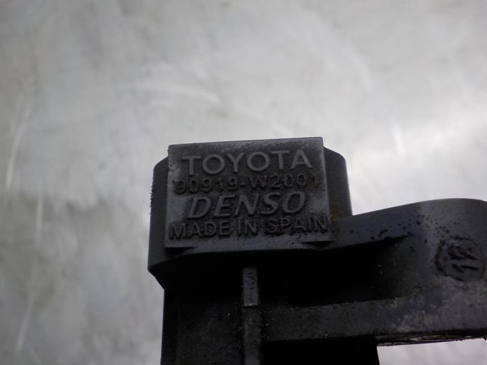 Zestaw cewek zaplonowych z Toyota Aygo (B10) 1.0 12V VVT-i 2010