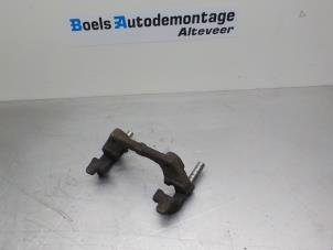 Used Rear brake calliperholder, right Volvo V50 (MW) 2.0 D 16V Price on request offered by Boels Autodemontage