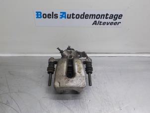 Usagé Etrier de frein (pince) arrière droit Renault Modus/Grand Modus (JP) 1.6 16V Prix sur demande proposé par Boels Autodemontage