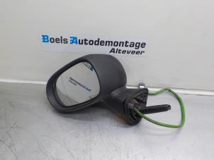 Used Wing mirror, left Renault Modus/Grand Modus (JP) 1.6 16V Price on request offered by Boels Autodemontage