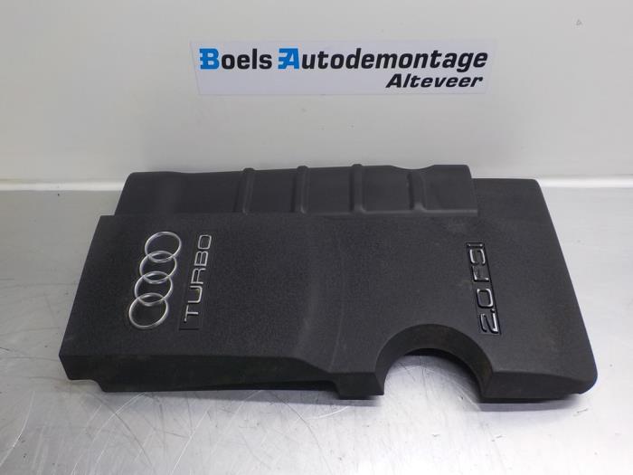 Engine cover from a Audi A4 Cabrio (B7) 2.0 TFSI 20V 2007