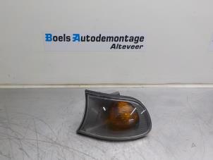 Używane Kierunkowskaz lewy BMW 3 serie Compact (E46/5) 318ti 16V Cena € 20,00 Procedura marży oferowane przez Boels Autodemontage