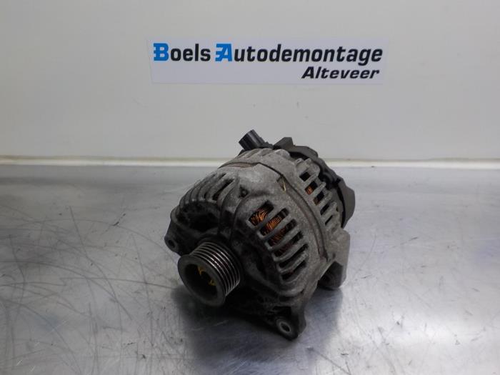 Used Dynamo Ford Mondeo II Wagon 2.0i 16V Price € 35,00 Margin scheme offered by Boels Autodemontage