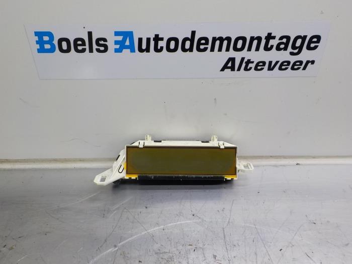 Begagnade Innerdisplay Citroen C4 Berline (LC) 1.6 16V Pris € 20,00 Marginaltabell erbjuds av Boels Autodemontage